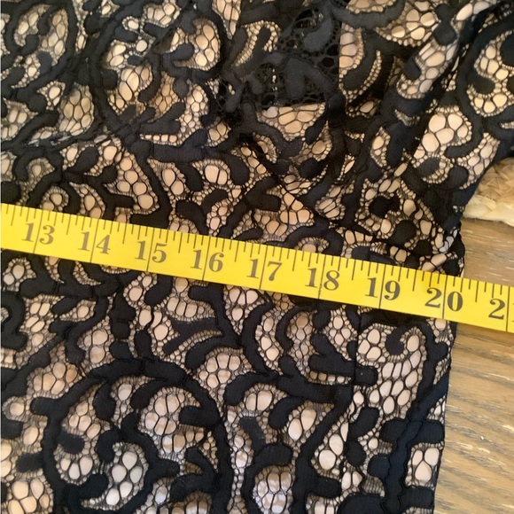 TRINA‎ TURK  BLACK LACE BOMBER JACKET SIZE 4 - Picture 14 of 16